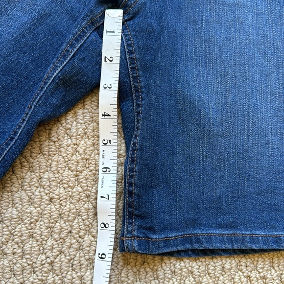Bandolino denim shorts size 16 - Picture 3 of 8